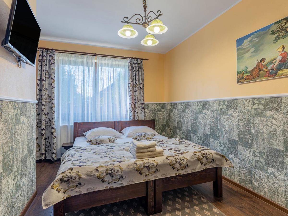 Отель Casa Saraste Рышнов Экстерьер фото